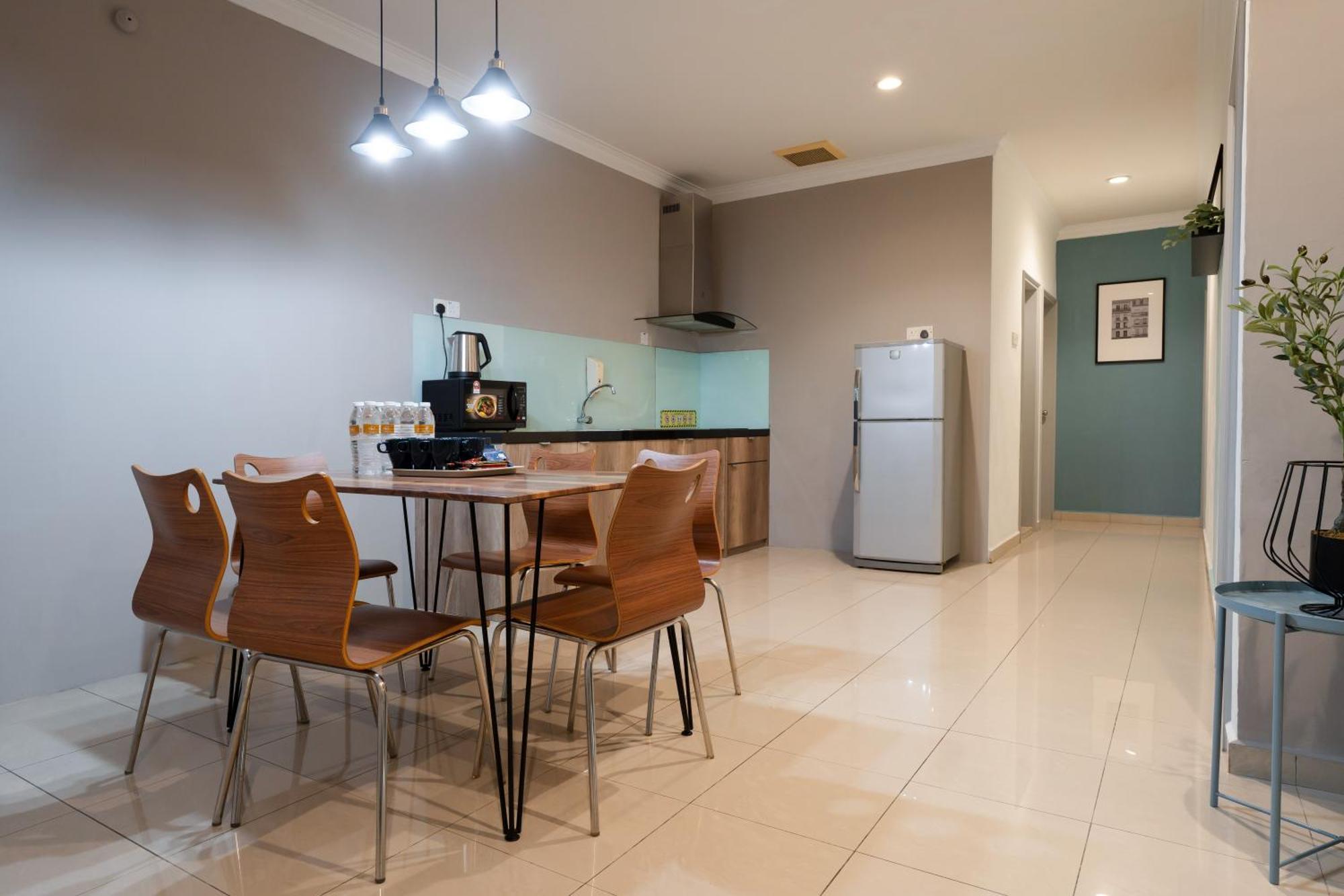 Golden View Serviced Apartments Tanjung Tokong Exterior foto