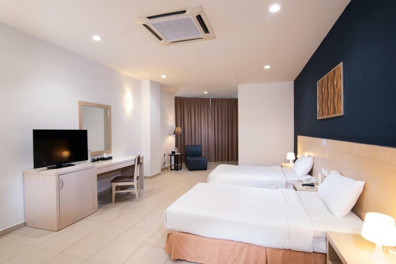 Golden View Serviced Apartments Tanjung Tokong Exterior foto